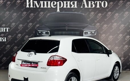 Toyota Auris II, 2011 год, 990 000 рублей, 10 фотография