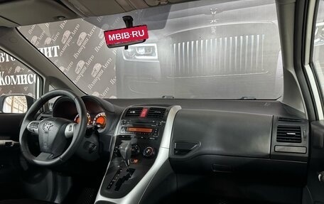Toyota Auris II, 2011 год, 990 000 рублей, 14 фотография