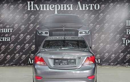 Hyundai Solaris II рестайлинг, 2013 год, 920 000 рублей, 6 фотография