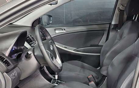 Hyundai Solaris II рестайлинг, 2013 год, 920 000 рублей, 17 фотография