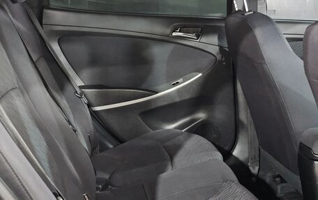 Hyundai Solaris II рестайлинг, 2013 год, 920 000 рублей, 25 фотография