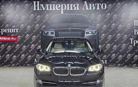 BMW 5 серия, 2012 год, 2 100 000 рублей, 2 фотография