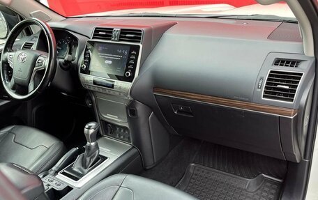 Toyota Land Cruiser Prado 150 рестайлинг 2, 2021 год, 6 390 000 рублей, 14 фотография
