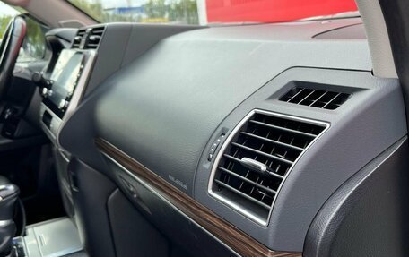 Toyota Land Cruiser Prado 150 рестайлинг 2, 2021 год, 6 390 000 рублей, 21 фотография