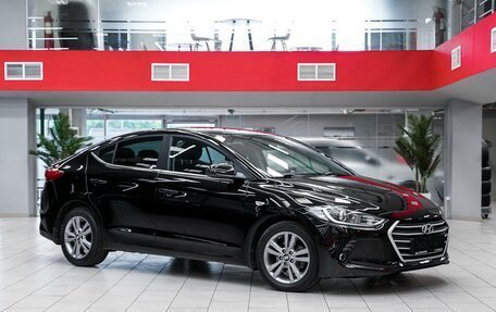 Hyundai Elantra VI рестайлинг, 2018 год, 1 299 000 рублей, 3 фотография