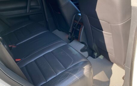 Volkswagen Touareg III, 2010 год, 2 050 000 рублей, 3 фотография