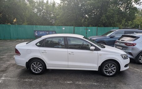 Volkswagen Polo VI (EU Market), 2014 год, 850 000 рублей, 3 фотография