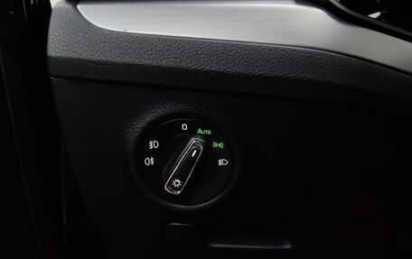 Skoda Superb III рестайлинг, 2018 год, 2 077 000 рублей, 22 фотография