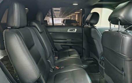 Ford Explorer VI, 2014 год, 2 105 000 рублей, 11 фотография