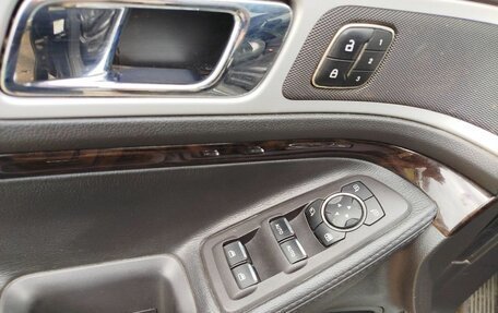 Ford Explorer VI, 2011 год, 1 080 000 рублей, 15 фотография