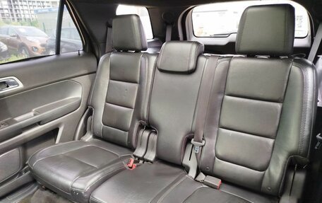 Ford Explorer VI, 2011 год, 1 080 000 рублей, 24 фотография