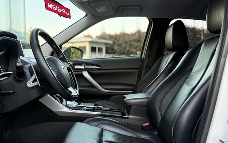 Mitsubishi Eclipse Cross, 2018 год, 1 850 000 рублей, 7 фотография
