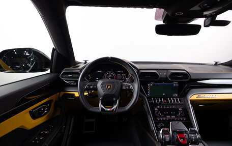 Lamborghini Urus I, 2021 год, 26 790 000 рублей, 15 фотография