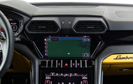 Lamborghini Urus I, 2021 год, 26 790 000 рублей, 21 фотография