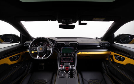 Lamborghini Urus I, 2021 год, 26 790 000 рублей, 36 фотография
