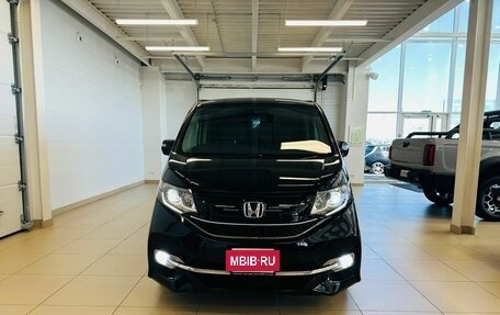 Honda Stepwgn IV, 2016 год, 2 299 999 рублей, 9 фотография