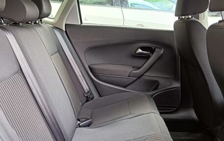 Volkswagen Polo VI (EU Market), 2011 год, 1 250 000 рублей, 15 фотография