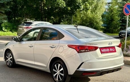 Hyundai Solaris II рестайлинг, 2021 год, 1 415 000 рублей, 4 фотография
