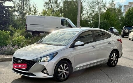 Hyundai Solaris II рестайлинг, 2021 год, 1 415 000 рублей, 6 фотография