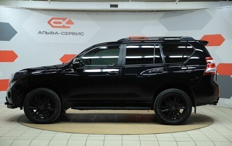 Toyota Land Cruiser Prado 150 рестайлинг 2, 2016 год, 3 690 000 рублей, 8 фотография