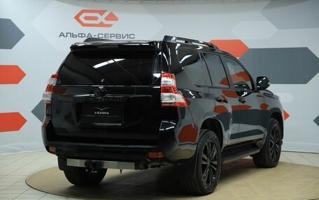 Toyota Land Cruiser Prado 150 рестайлинг 2, 2016 год, 3 690 000 рублей, 5 фотография