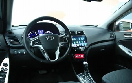 Hyundai Solaris II рестайлинг, 2012 год, 720 000 рублей, 13 фотография