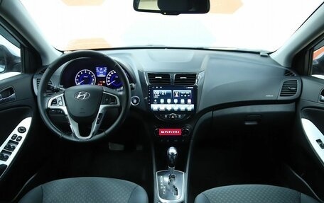 Hyundai Solaris II рестайлинг, 2012 год, 720 000 рублей, 12 фотография