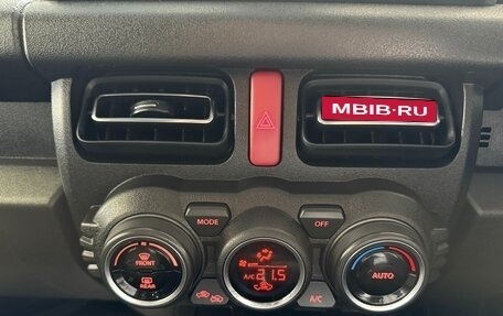 Suzuki Jimny, 2019 год, 1 990 000 рублей, 17 фотография