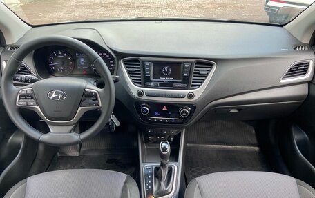 Hyundai Solaris II рестайлинг, 2018 год, 1 269 000 рублей, 10 фотография
