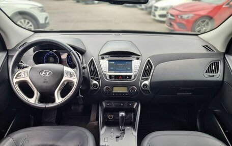 Hyundai ix35 I рестайлинг, 2012 год, 980 000 рублей, 10 фотография