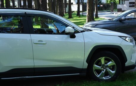 Toyota RAV4, 2020 год, 3 450 000 рублей, 16 фотография