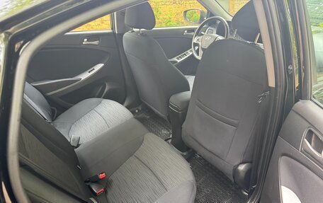 Hyundai Solaris II рестайлинг, 2014 год, 950 000 рублей, 8 фотография