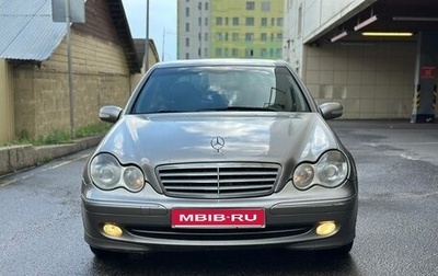 Mercedes-Benz C-Класс, 2004 год, 530 000 рублей, 1 фотография