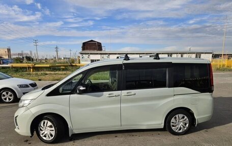 Honda Stepwgn IV, 2015 год, 2 200 000 рублей, 2 фотография