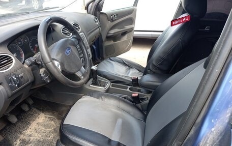 Ford Focus II рестайлинг, 2005 год, 220 000 рублей, 15 фотография