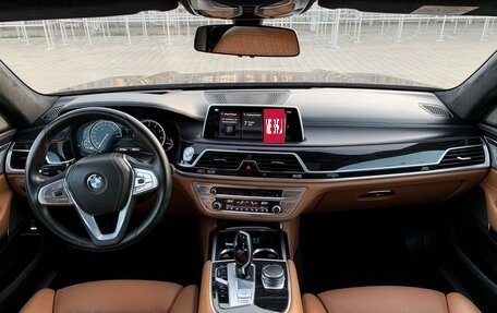 BMW 7 серия, 2016 год, 3 330 000 рублей, 11 фотография