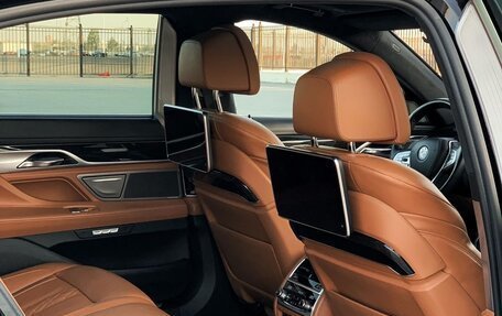BMW 7 серия, 2016 год, 3 330 000 рублей, 20 фотография