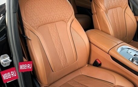 BMW 7 серия, 2016 год, 3 330 000 рублей, 18 фотография