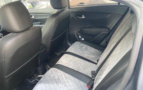 KIA Rio IV, 2019 год, 1 600 000 рублей, 7 фотография