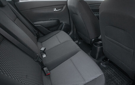 KIA Rio IV, 2018 год, 858 000 рублей, 17 фотография
