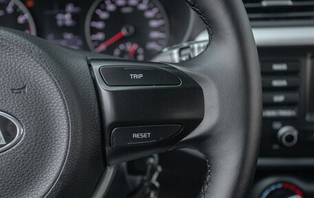 KIA Rio IV, 2018 год, 858 000 рублей, 14 фотография