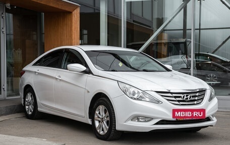 Hyundai Sonata VI, 2011 год, 983 000 рублей, 5 фотография