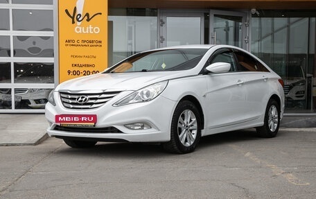 Hyundai Sonata VI, 2011 год, 983 000 рублей, 2 фотография