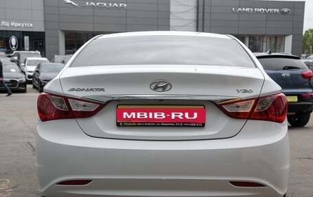 Hyundai Sonata VI, 2011 год, 983 000 рублей, 8 фотография