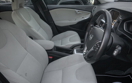 Volvo V40 II рестайлинг, 2013 год, 1 055 000 рублей, 19 фотография