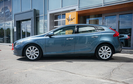 Volvo V40 II рестайлинг, 2013 год, 1 055 000 рублей, 13 фотография