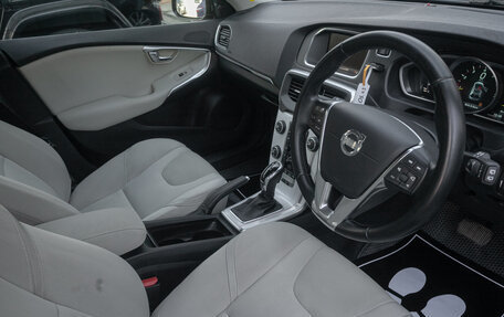 Volvo V40 II рестайлинг, 2013 год, 1 055 000 рублей, 18 фотография