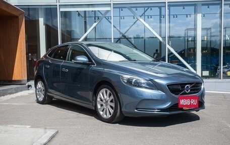 Volvo V40 II рестайлинг, 2013 год, 1 055 000 рублей, 17 фотография