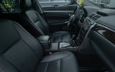 Toyota Camry, 2017 год, 1 997 000 рублей, 11 фотография