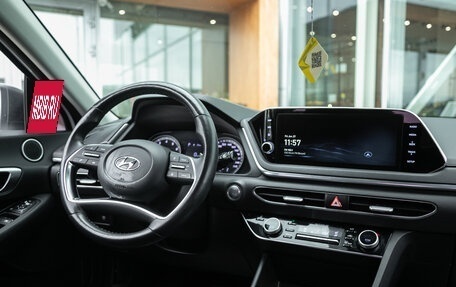 Hyundai Sonata VIII, 2019 год, 1 899 000 рублей, 3 фотография